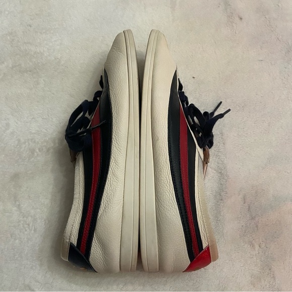 Gucci Falcer Bee embroidered Off White Leather Low Top lace-up Sneakers - Picture 7 of 15